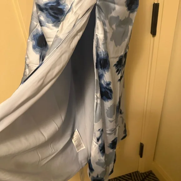 Abercrombie & Fitch Blue Floral Dress - Picture 6 of 6